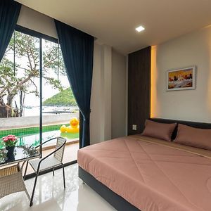 Double Room Pool View